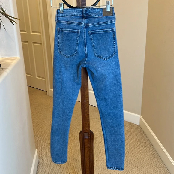 Aeropostale High Rise Distressed Jegging Size 0 Regular - Picture 8 of 10